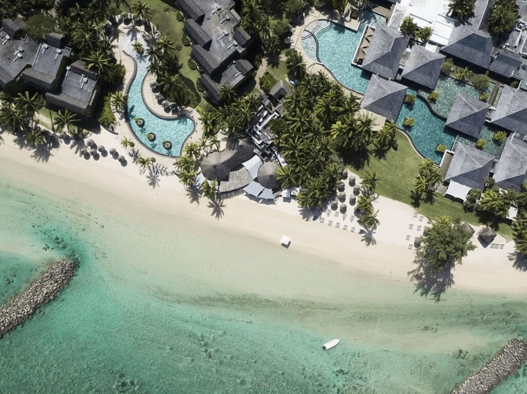 A bird's eye view of the Heritage Awali Golf & Spa Resort, an eco-friendly hotel in Mauritius 