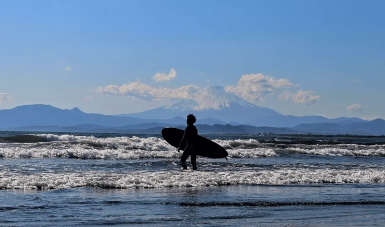 9 best surf spots in Japan + places to stay for surfers