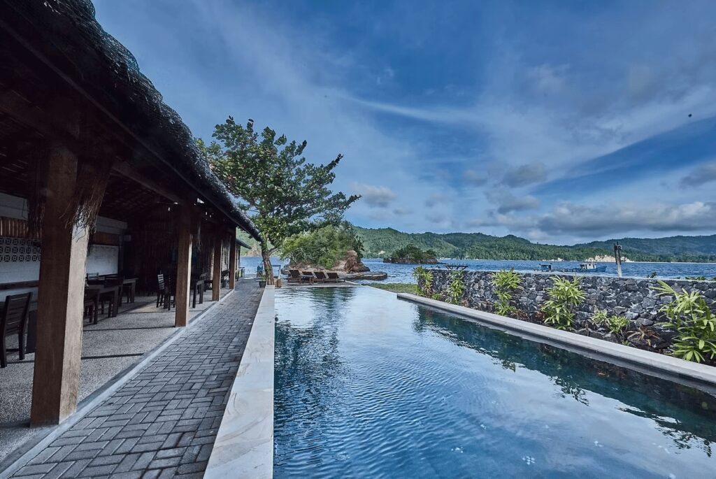 The sparkling infinity at Cocotinos Lembeh, an eco-friendly resort in Sulawesi 