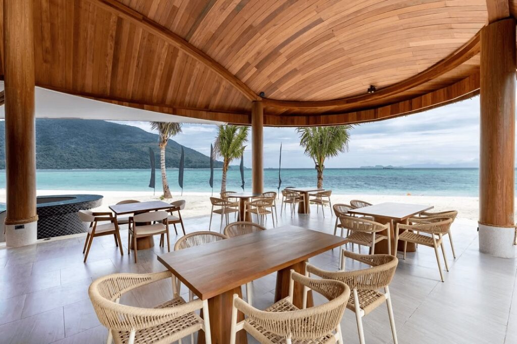 Open-air dining with a view at Irene Resort, an eco-friendly hotel on Koh Lipe 