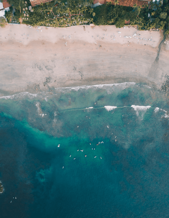 Essential surfers’ packing list for a sustainable surf trip